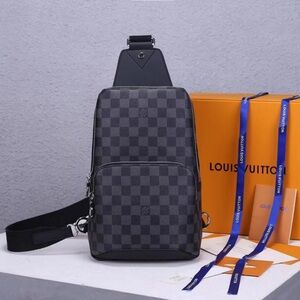 💝💝Louis Vuitton Avenue Sling Bag